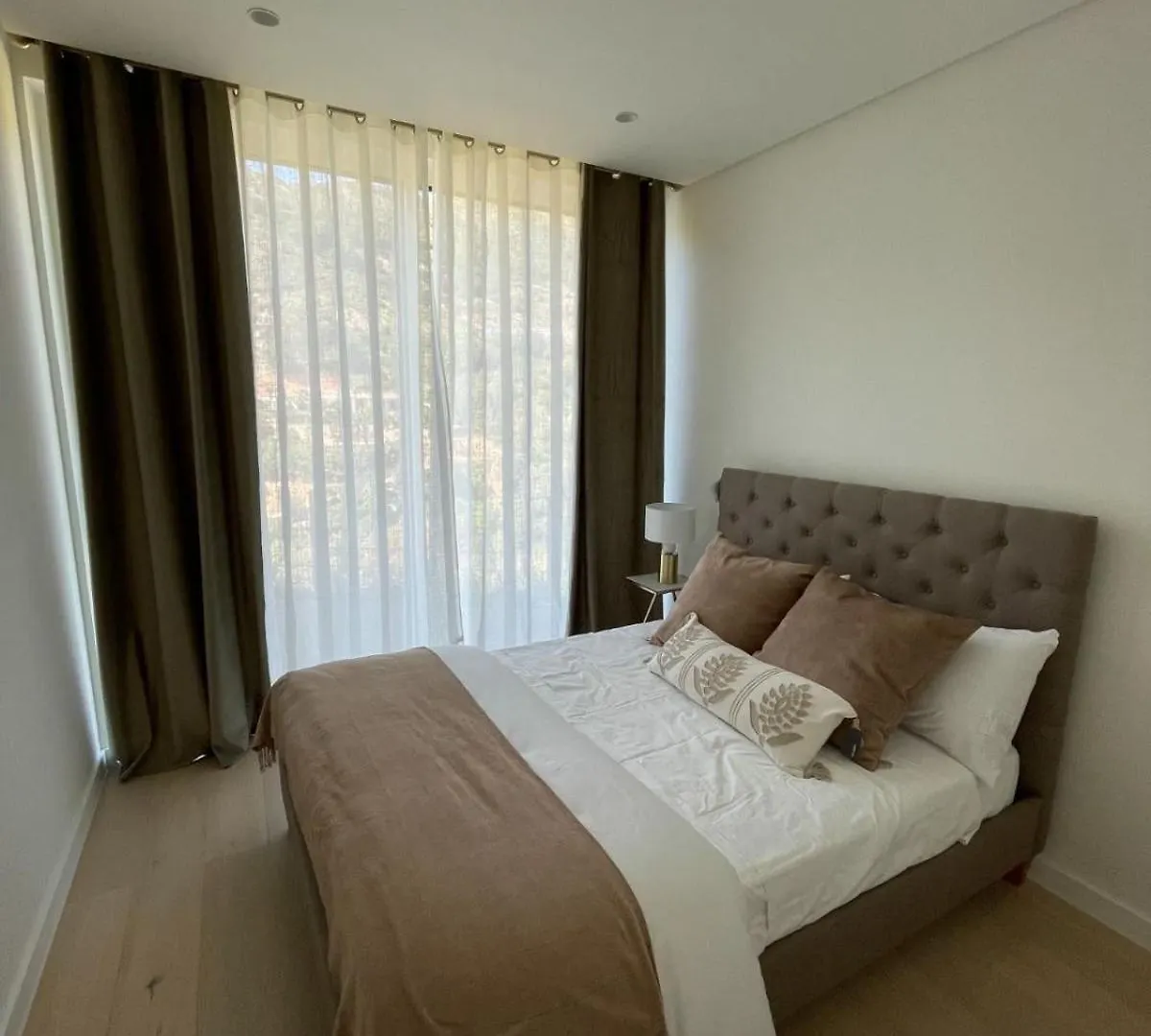 New Ocean View Property Centrally Located, Just 3 Minutes To Marbella City Center Ojen Apartment